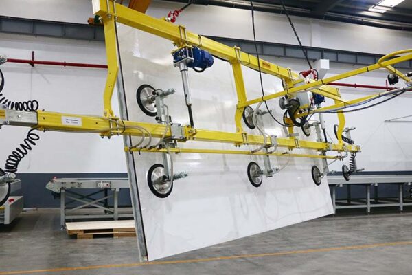 Durable Insulated Truck & Van Bodies with FRP Sandwich Panels - Image 4