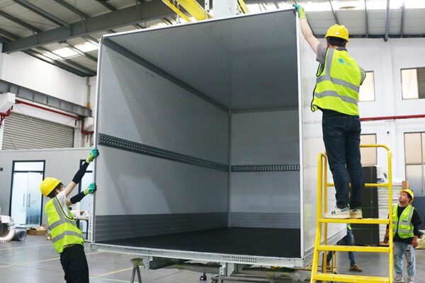 Lightweight  Luton Truck Body Made of FRP Composite Panels - Image 2