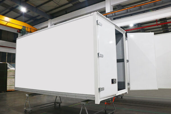 Durable 4.2m Light Duty Dry Cargo Truck Bodies - Image 4