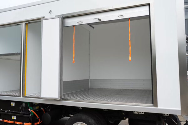 Four Temperature Refrigerated Box - Image 4